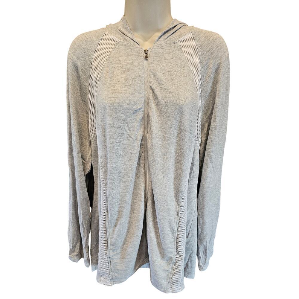 Chicos weekends sz 3 (XL) grey mesh accent breathable activewear jacket grey EUC